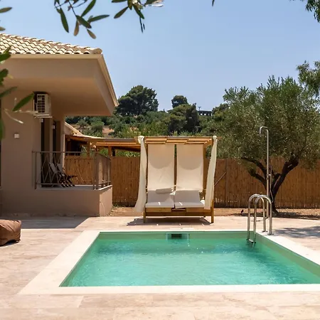 Terra Elea Luxury Pool Aura